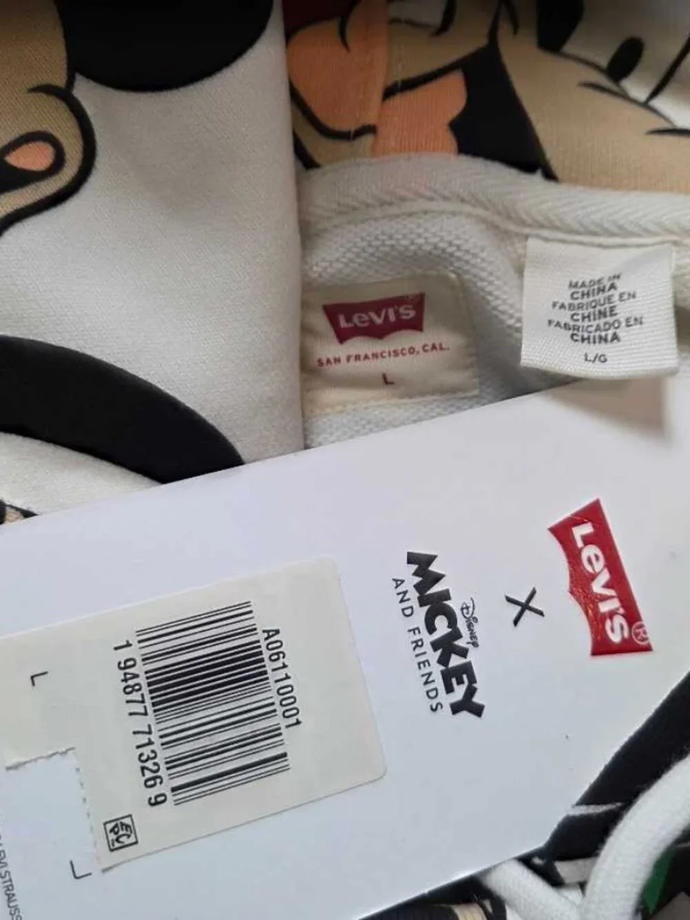 New L Levi's x Disney colab Mickey Mouse all over hoodie